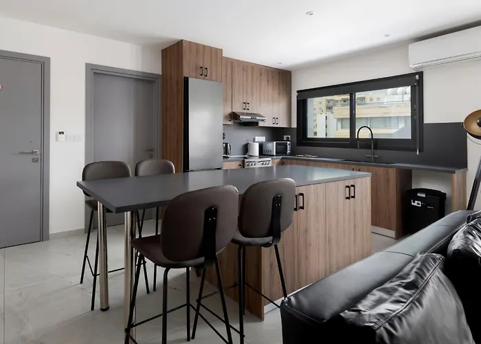 Апартаменты Urban 33 With Balcony - 2 Bdr