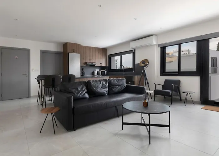 Апартаменты Urban 33 With Balcony - 2 Bdr