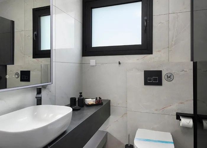 Urban 33 With Balcony - 2 Bdr Апартаменты *