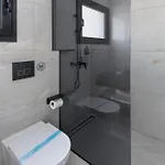 Апартаменты Urban 33 With Balcony - 2 Bdr Никосия