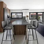 Urban 33 With Balcony - 2 Bdr *