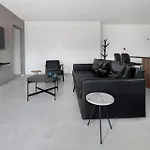 Urban 33 With Balcony - 2 Bdr