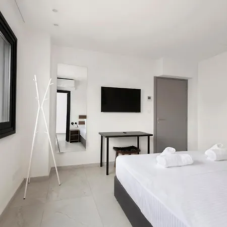 Urban 33 With Balcony - 2 Bdr شقة