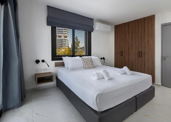 Urban 33 With Balcony - 2 Bdr * Nicosia