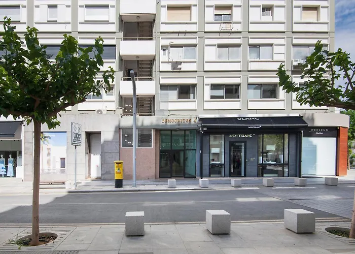 Urban 33 With Balcony - 2 Bdr نيقوسيا